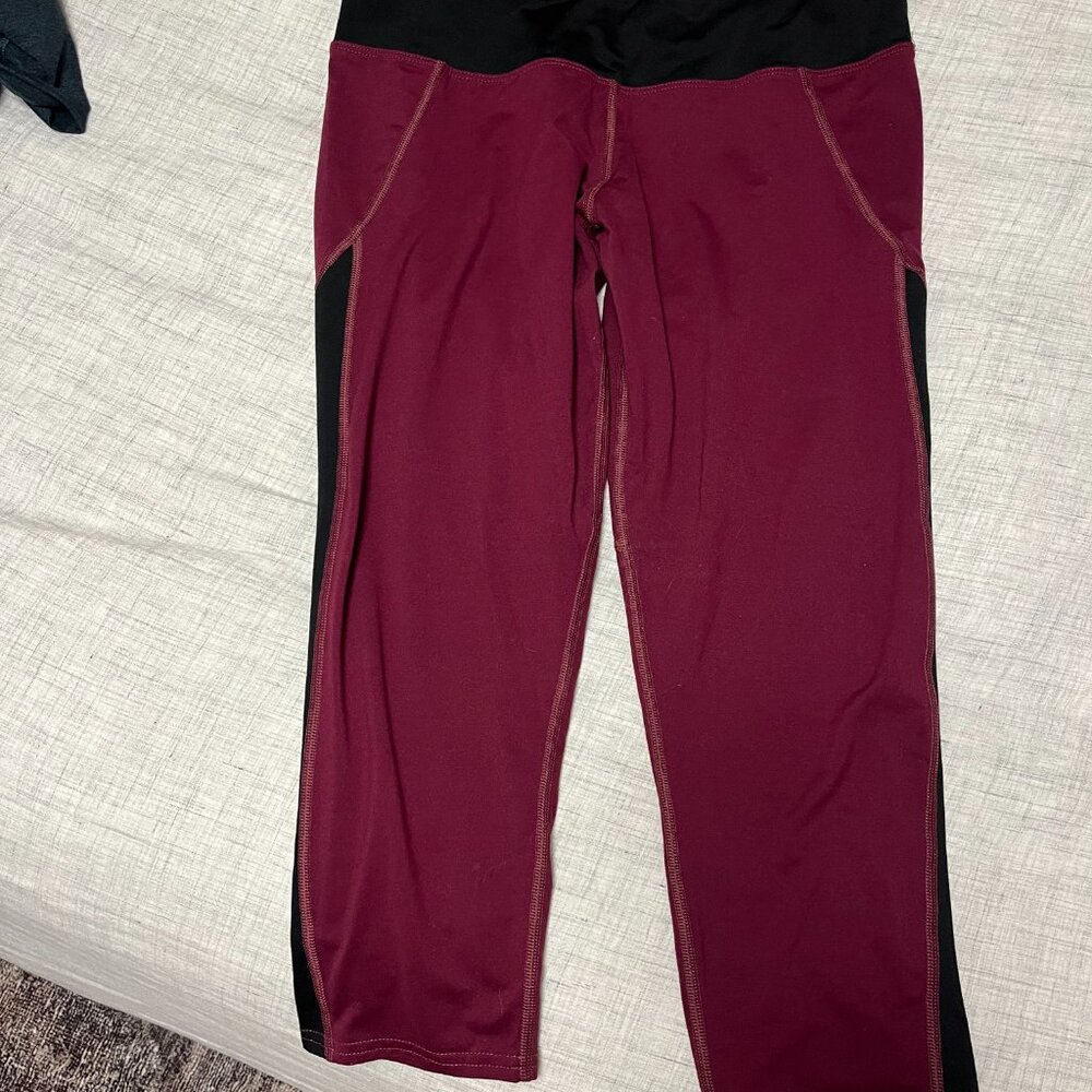NWOT Hot Chillys ski leggings